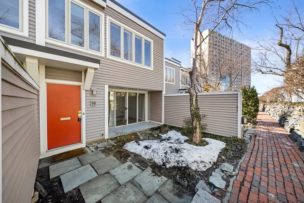 Unit for sale at 10 Fresh Pond Place, Cambridge, MA 02138