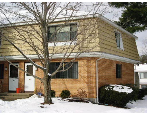 Unit for sale at 81 Farrwood Dr, Haverhill, MA 01835