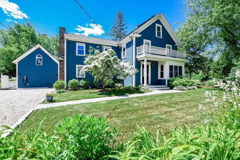 Unit for sale at 670 Front Street, Marion, MA 02738