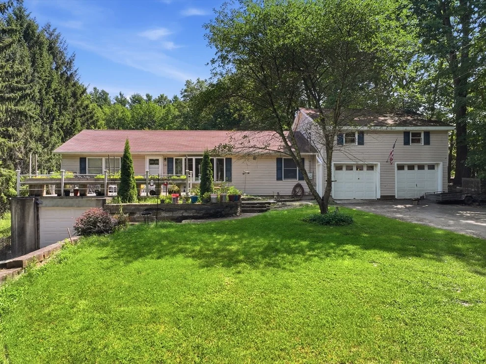 Unit for sale at 14 H Putnam Rd, Charlton, MA 01507