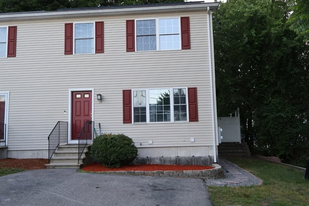 Unit for sale at 19 Bethany Rd, Framingham, MA 01702