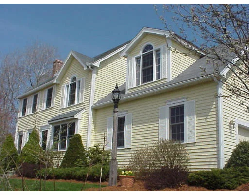 Unit for sale at 1 Dwight St, Franklin, MA 02038