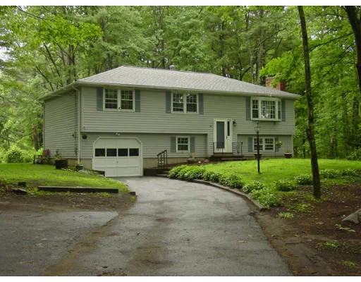 Unit for sale at 418 Park St, North Reading, MA 01864