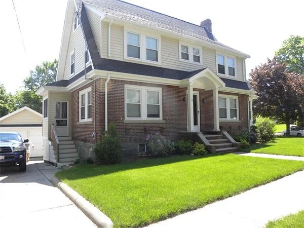 Unit for sale at 70 Victoria Rd, Quincy, MA 02169