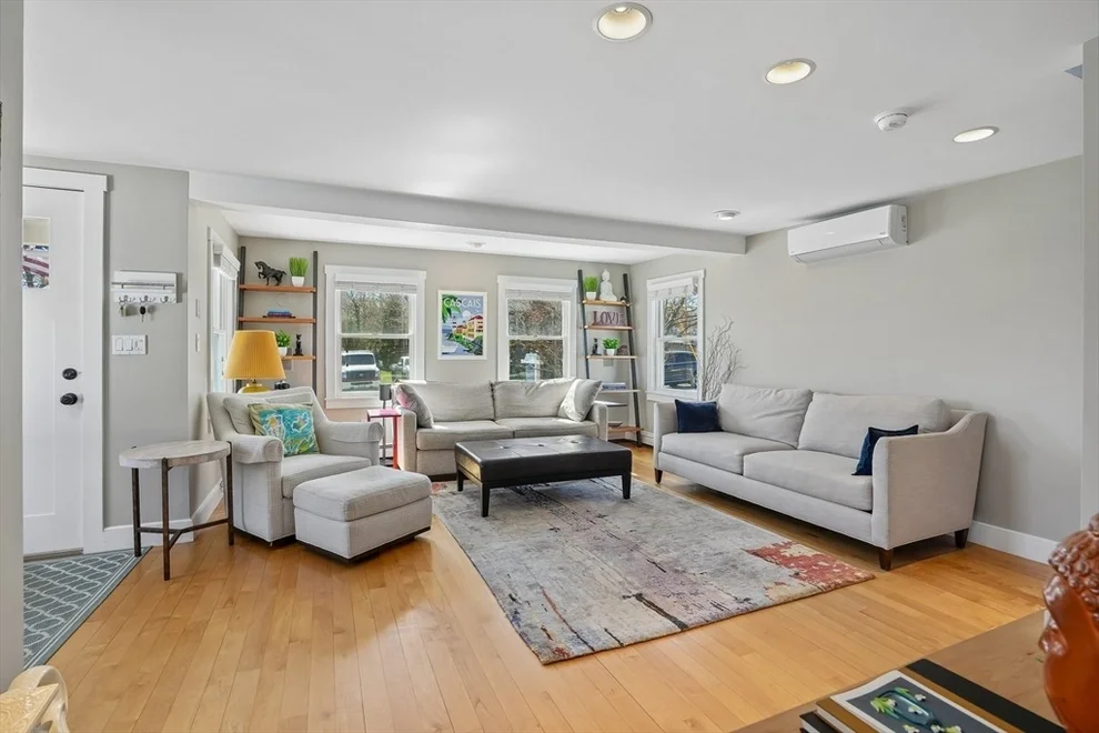 Unit for sale at 12 Hawley Rd, Scituate, MA 02066