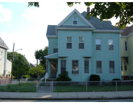 Unit for sale at 158 Hancock St, Everett, MA 02149