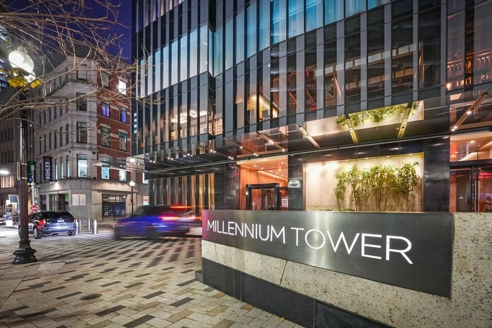 Unit for sale at 1 Franklin St, Boston, MA 02110
