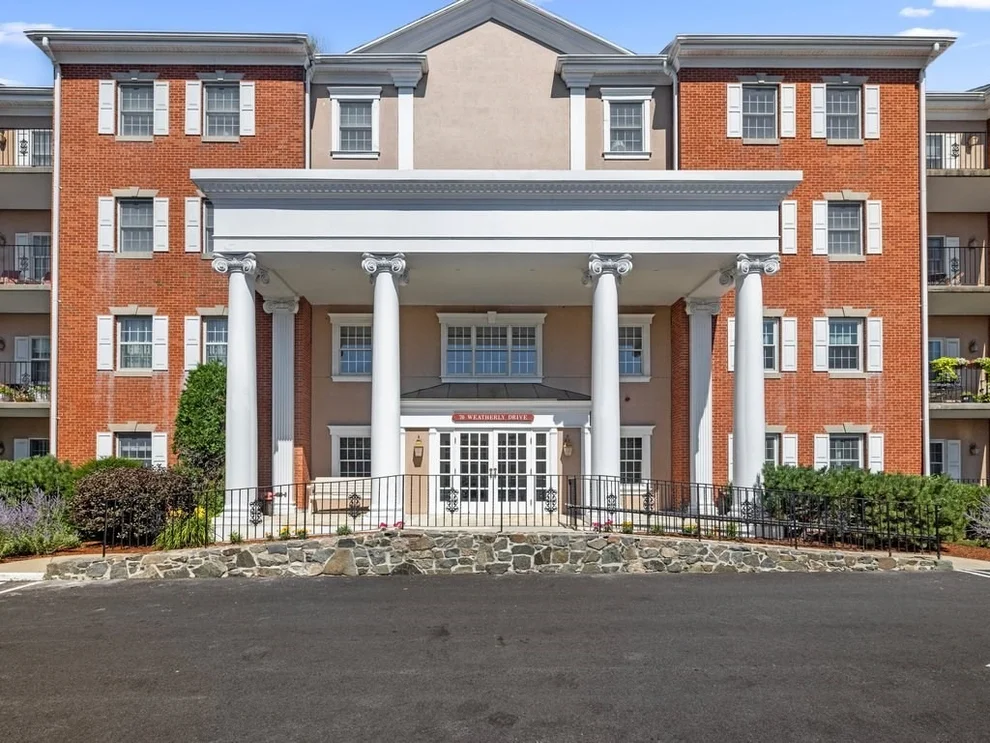 Unit for sale at 70 Weatherly, Salem, MA 01970