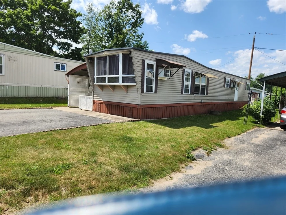 Unit for sale at 556 Central Street, Leominster, MA 01453