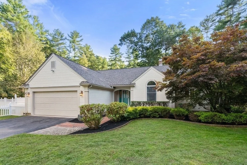 Unit for sale at 164 Plymouth St, Halifax, MA 02338