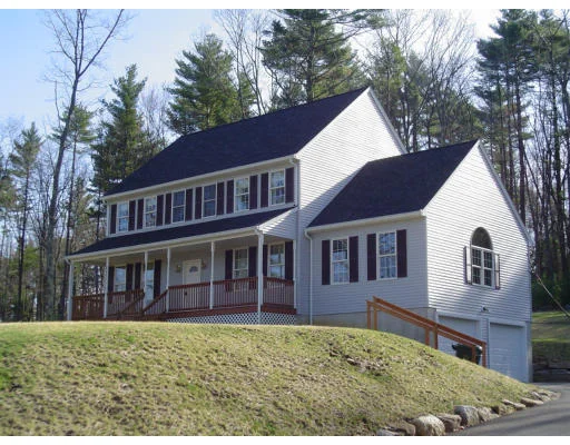 Unit for sale at 16 South Road, Sturbridge, MA 01566