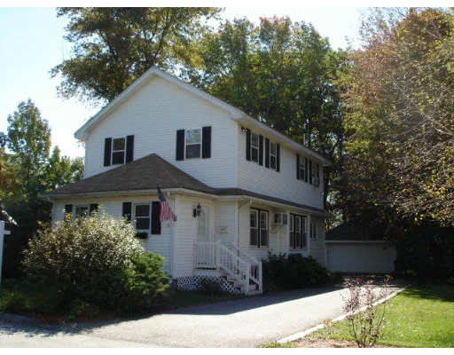 Unit for sale at 16 Lafayette Rd, Reading, MA 01867