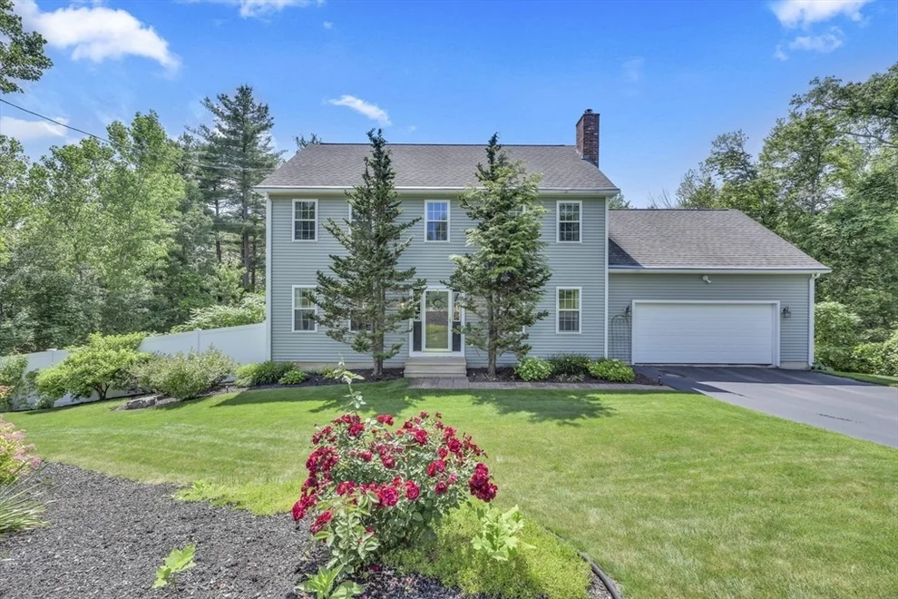 Unit for sale at 42 Mcgregory Rd, Sturbridge, MA 01566