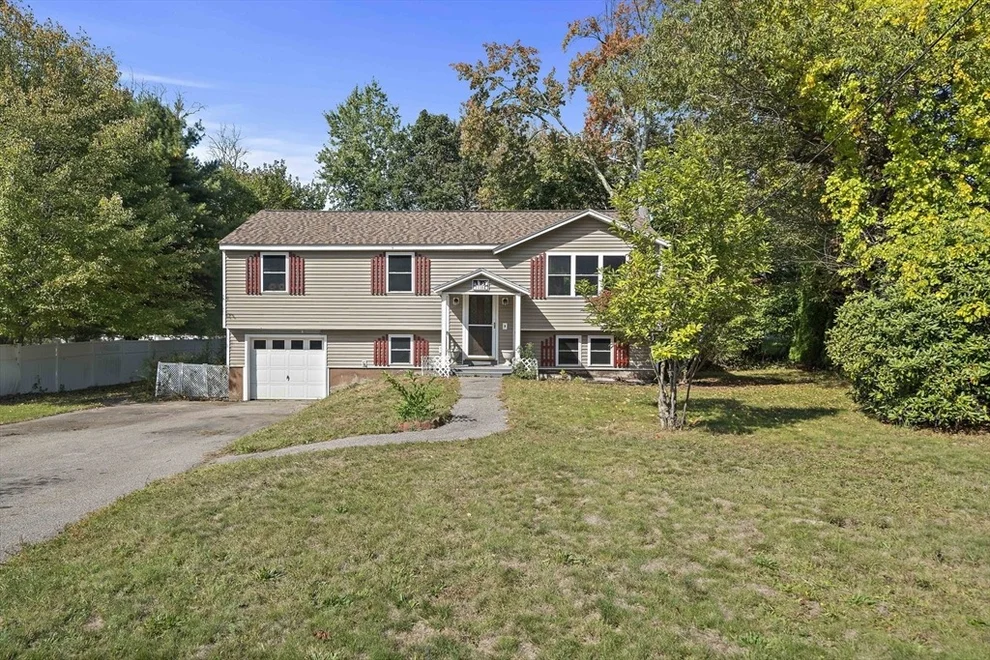 Unit for sale at 16 Newhall Lane, Newburyport, MA 01950