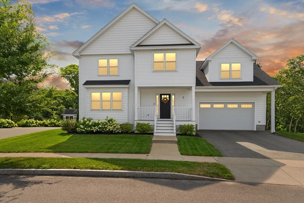 Unit for sale at 3 S Ridge Circle, Salem, MA 01970