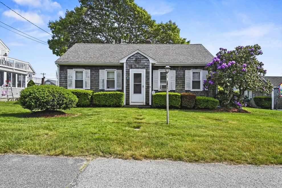 Unit for sale at 5 Massasoit Street, Falmouth, MA 02536