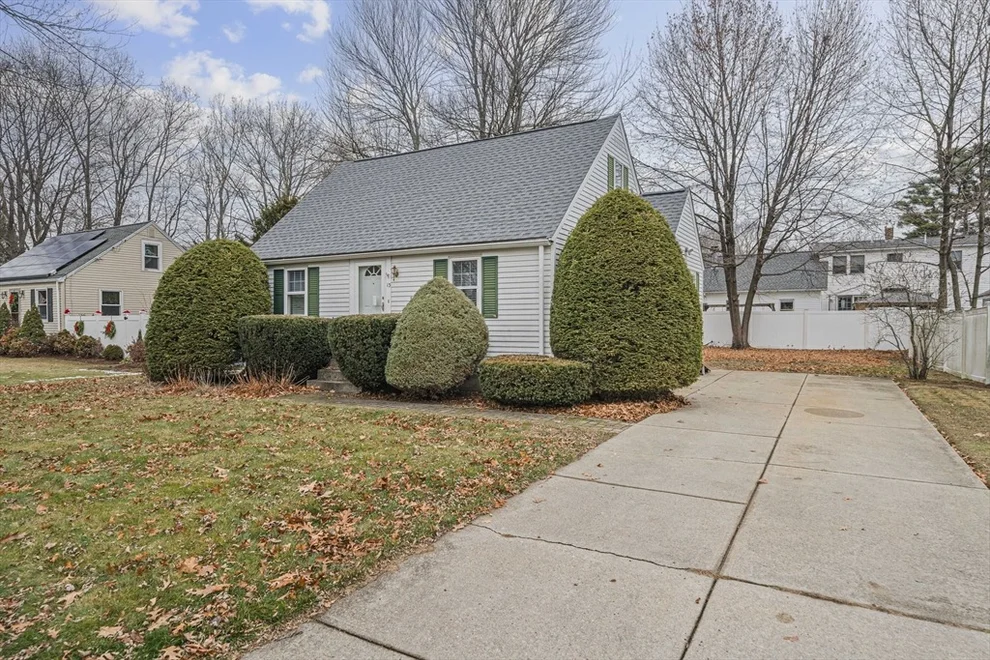 Unit for sale at 13 Washington Ave, Ashland, MA 01721