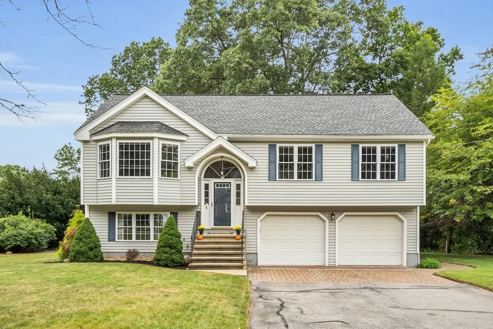 Unit for sale at 4 Sycamore Street, Chelmsford, MA 01824