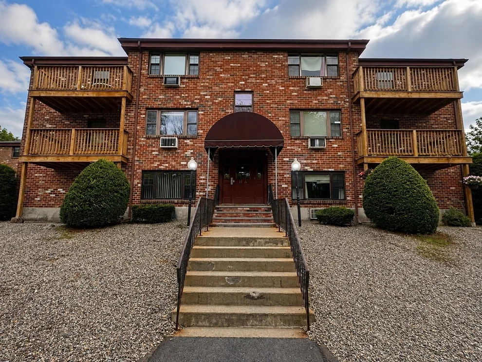 Unit for sale at 14-A Mayberry Dr, Westborough, MA 01581