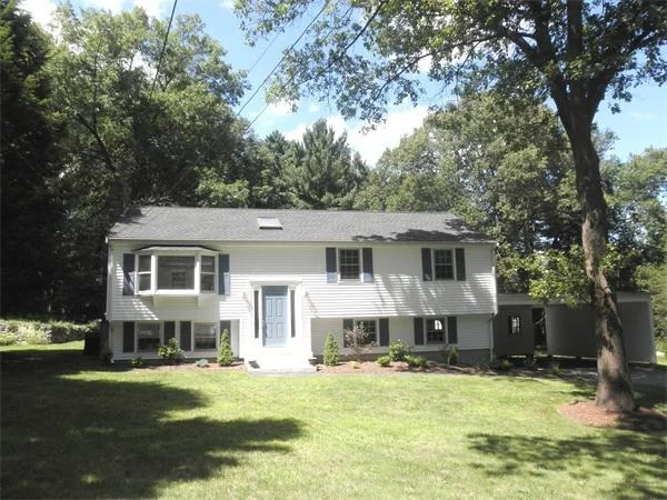 Unit for sale at 492 Elm St, Framingham, MA 01701