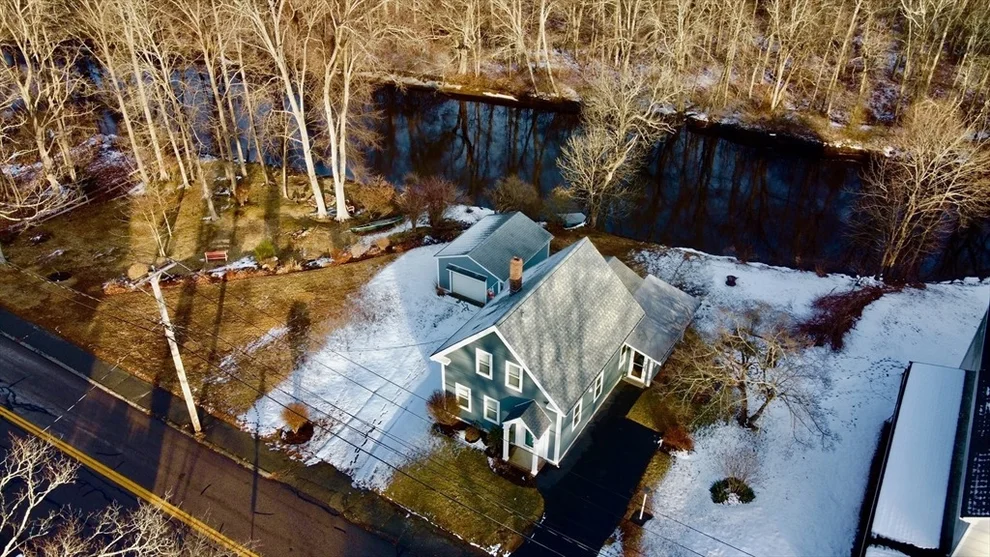 Unit for sale at 275 Lincoln Ave, Dighton, MA 02764