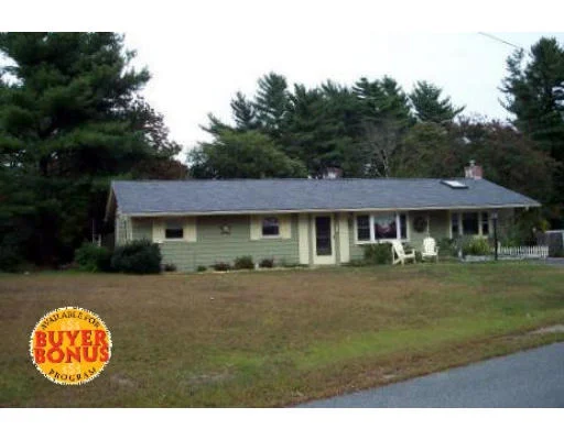 Unit for sale at 2 Hamilton Dr, Pembroke, MA 02359