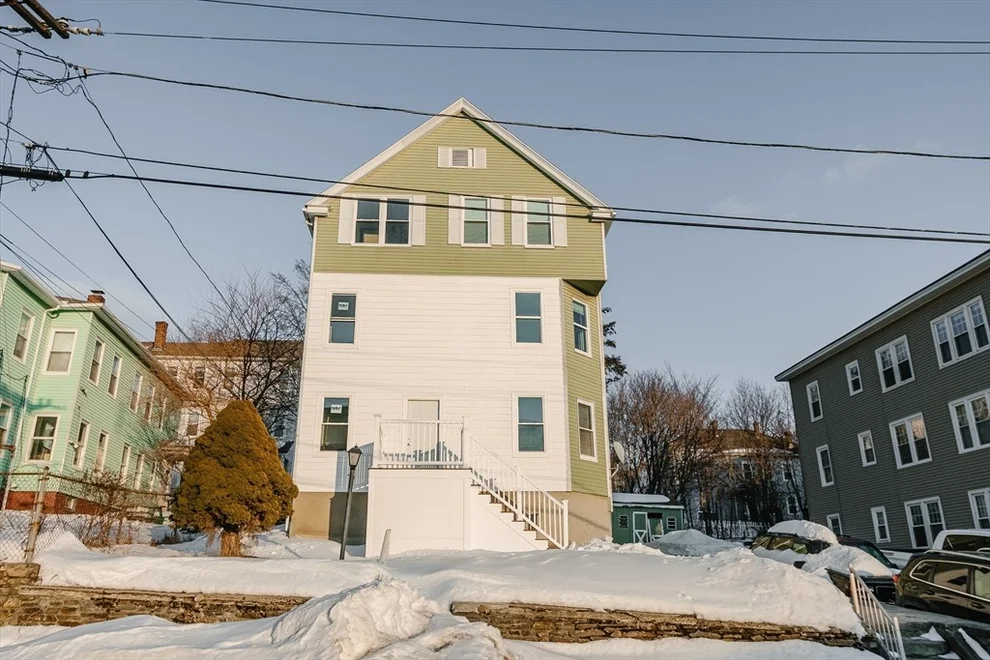 Unit for sale at 18 Gosnold Street, Worcester, MA 01606