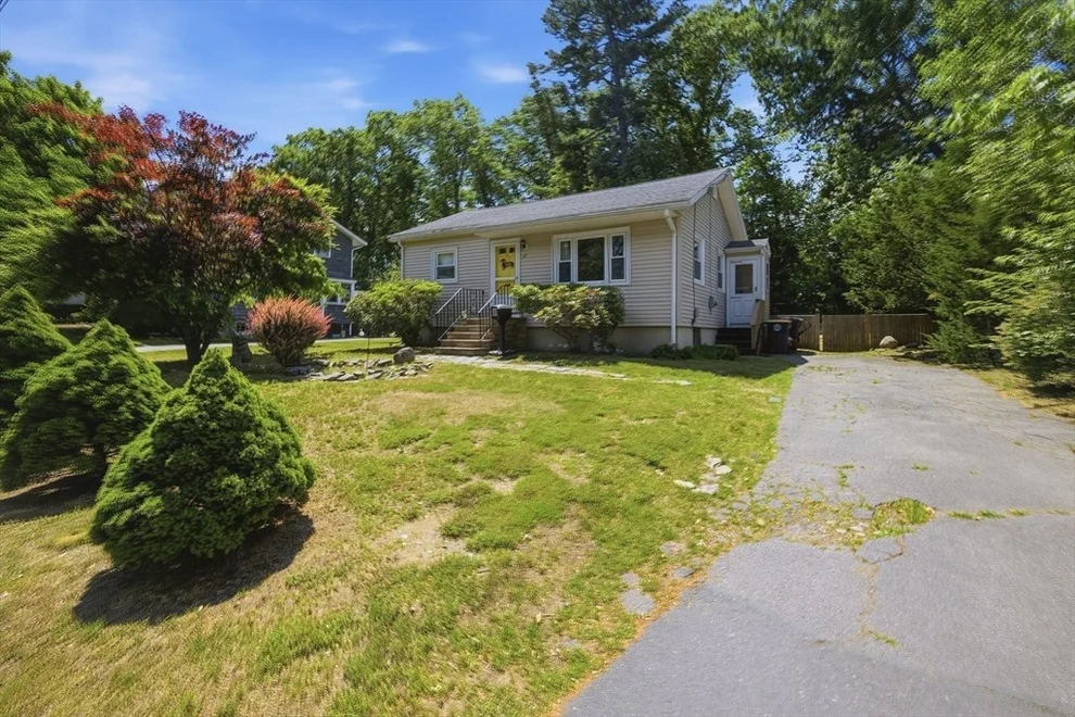 Unit for sale at 37 Courier St, Weymouth, MA 02190