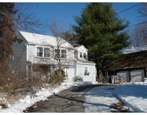 Unit for sale at 15 Brook Street, Shrewsbury, MA 01545