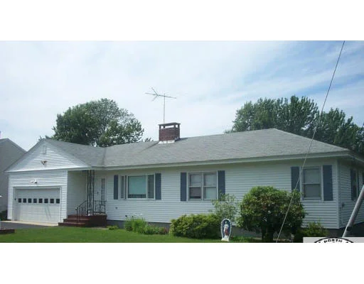Unit for sale at 25 Martin Ave, North Andover, MA 01845