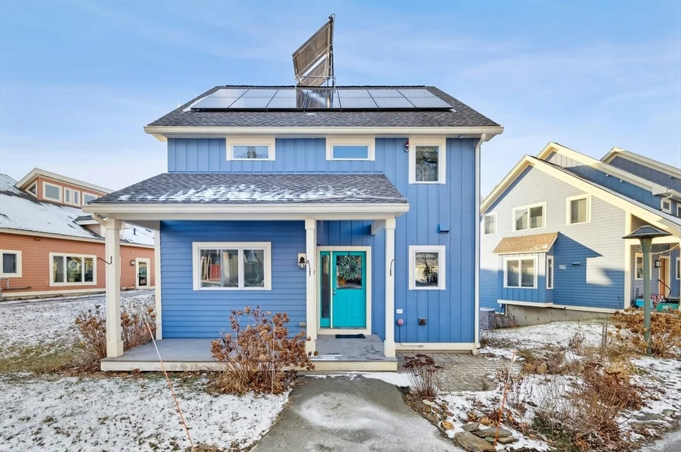 Unit for sale at 71 Village Ct, Berlin, MA 01503