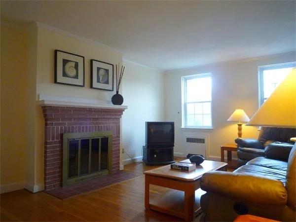 39 Commonwealth Avenue