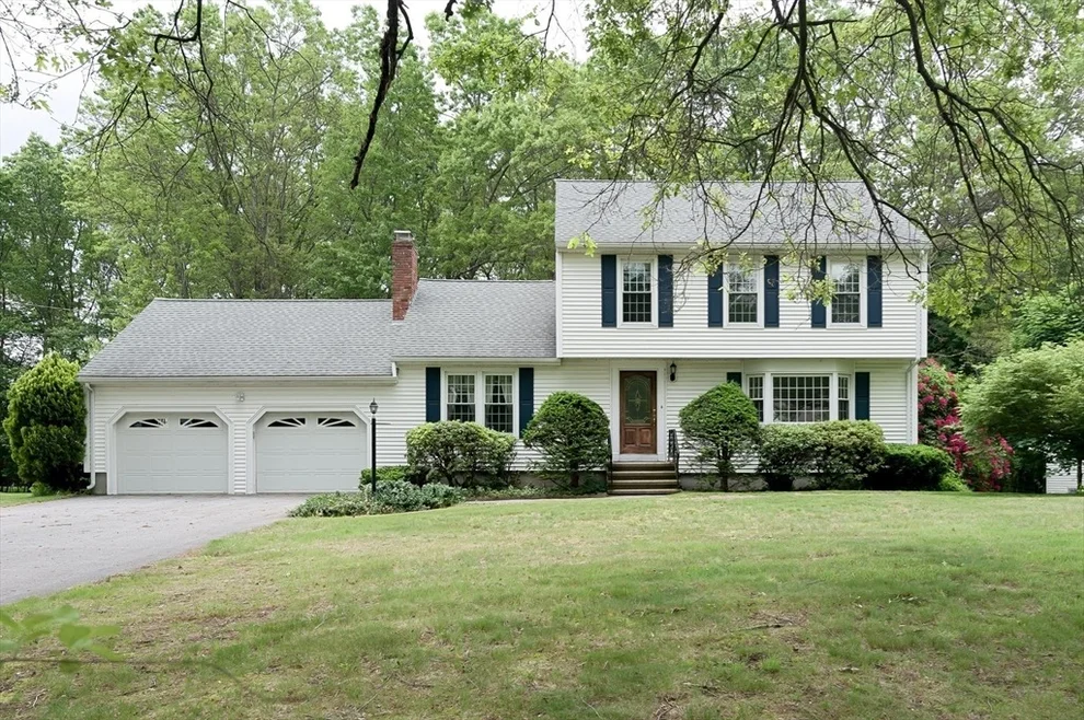 Unit for sale at 40 Langley Ln, Tewksbury, MA 01876