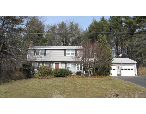 Unit for sale at 9 Blueberry Ln, Sturbridge, MA 01566
