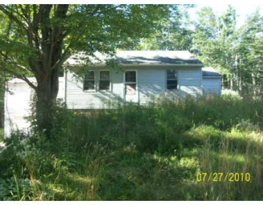Unit for sale at 8 Livermore Hill Rd, Westminster, MA 01473
