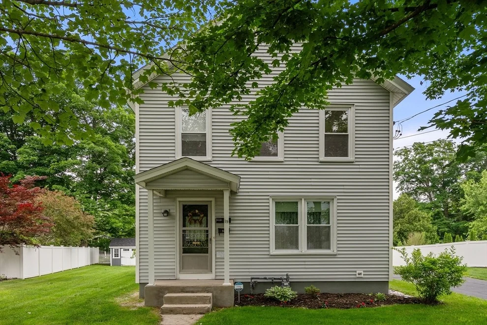 Unit for sale at 19 Hatfield St, Northampton, MA 01060