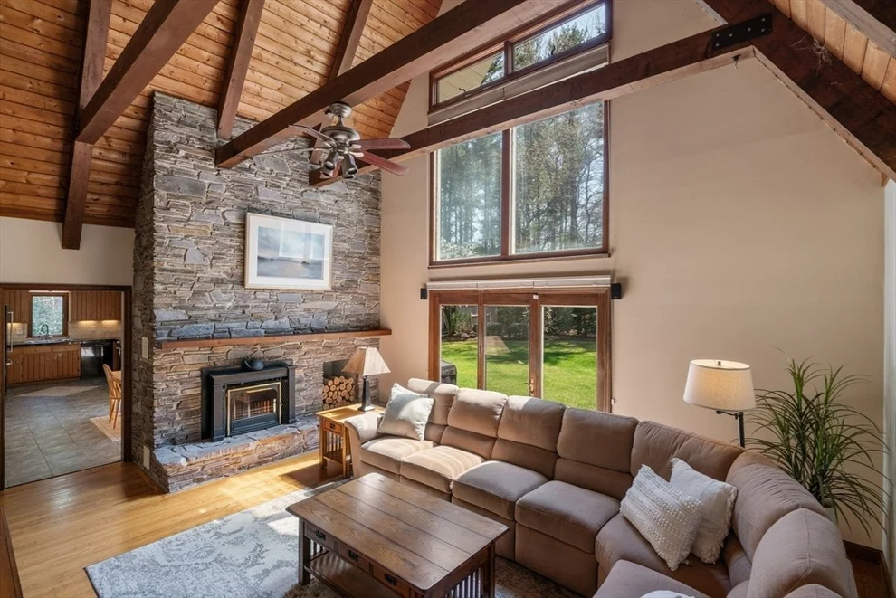 Unit for sale at 27 Stuart Rd, Rochester, MA 02770
