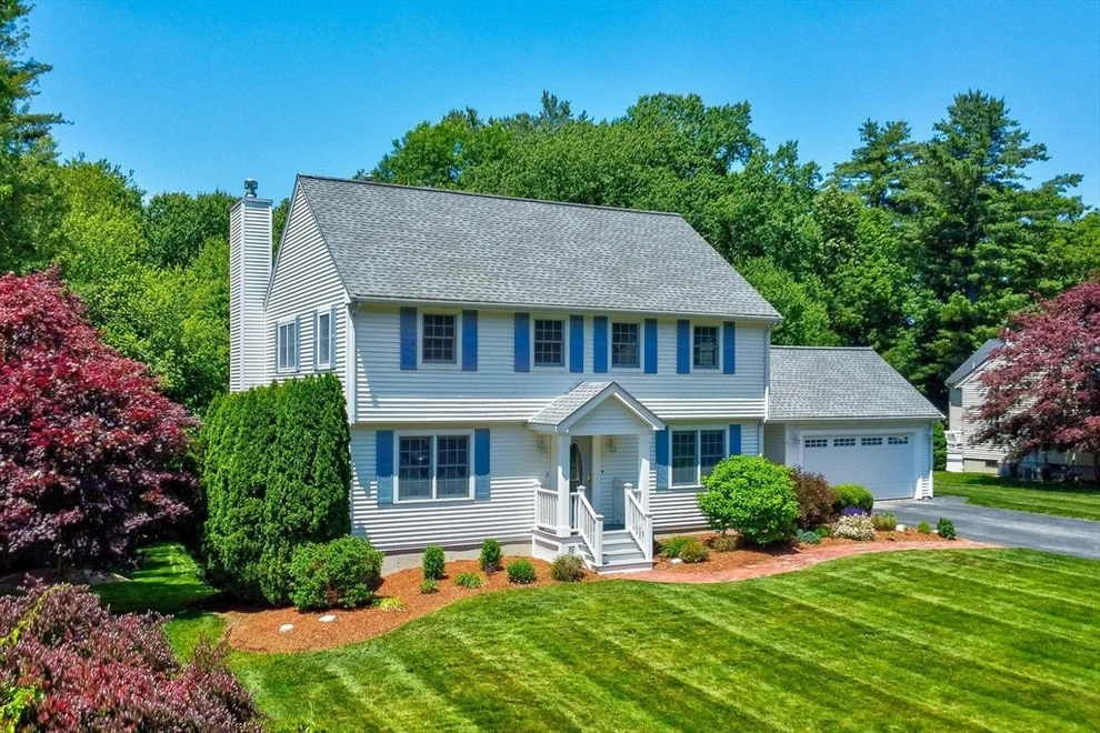 Unit for sale at 11 Thornton Dr, Burlington, MA 01803