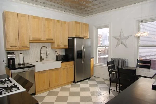 Unit for sale at 512 E 6th St, Boston, MA 02127