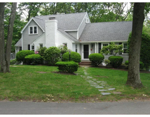Unit for sale at 2 Olde Lyme, Winchester, MA 01890