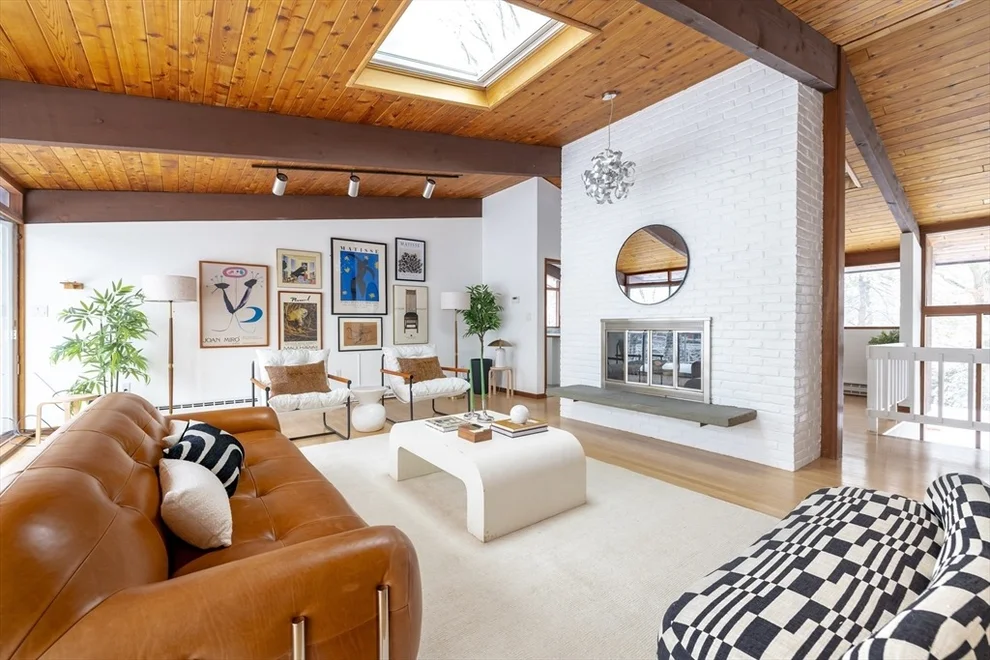 Unit for sale at 134 Rangeley Rd, Brookline, MA 02467