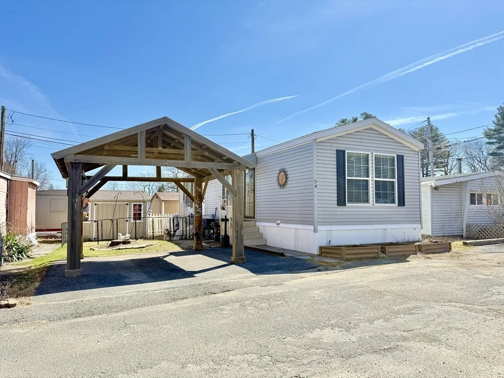 Unit for sale at 868 Southampton Rd, Westfield, MA 01085