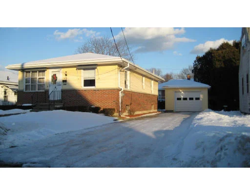 Unit for sale at 27 Moore St, Chicopee, MA 01013