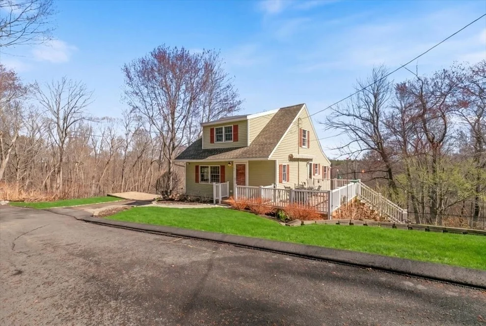 Unit for sale at 37 Benham St, Haverhill, MA 01830