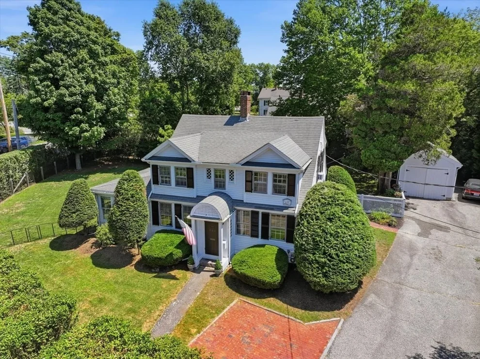 Unit for sale at 424 Main St, Hingham, MA 02043