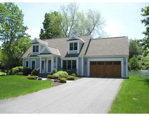 Unit for sale at 27 Pleasant Street, Northborough, MA 01532