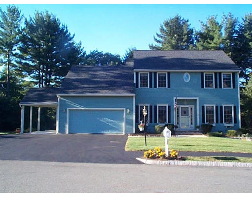 Unit for sale at 7 Piper Dr, Beverly, MA 01915