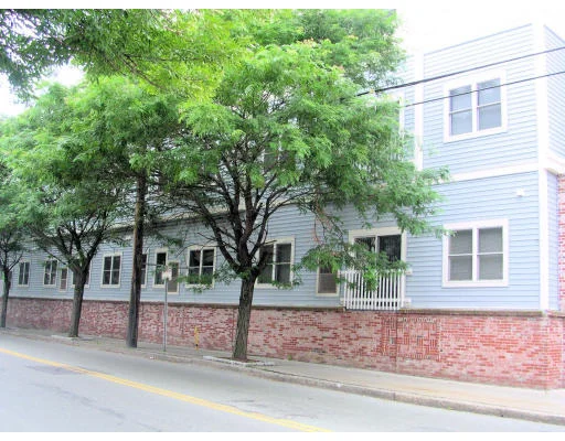 Unit for sale at 75 Walnut St, Peabody, MA 01960