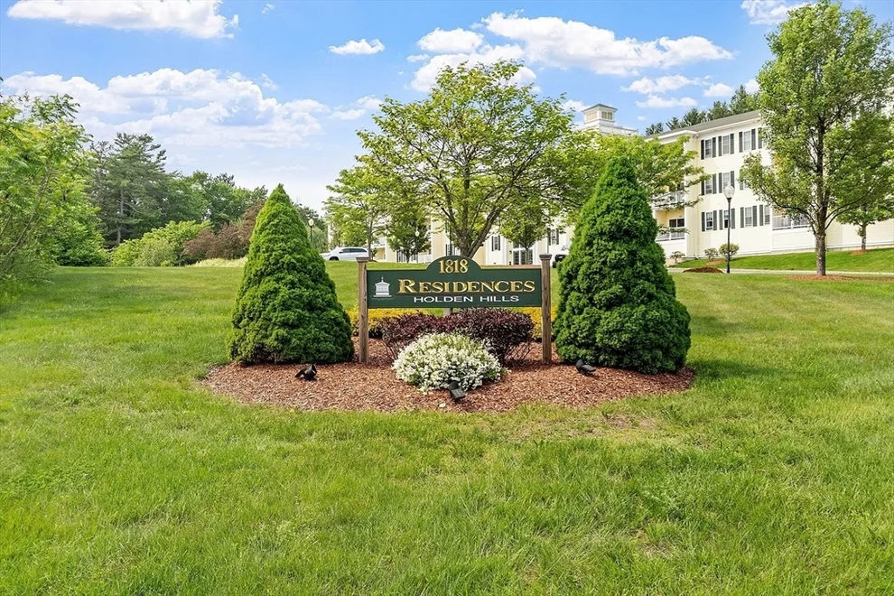 Unit for sale at 1818 Main St, Holden, MA 01522