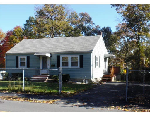 Unit for sale at 47 Goodale St, Peabody, MA 01960